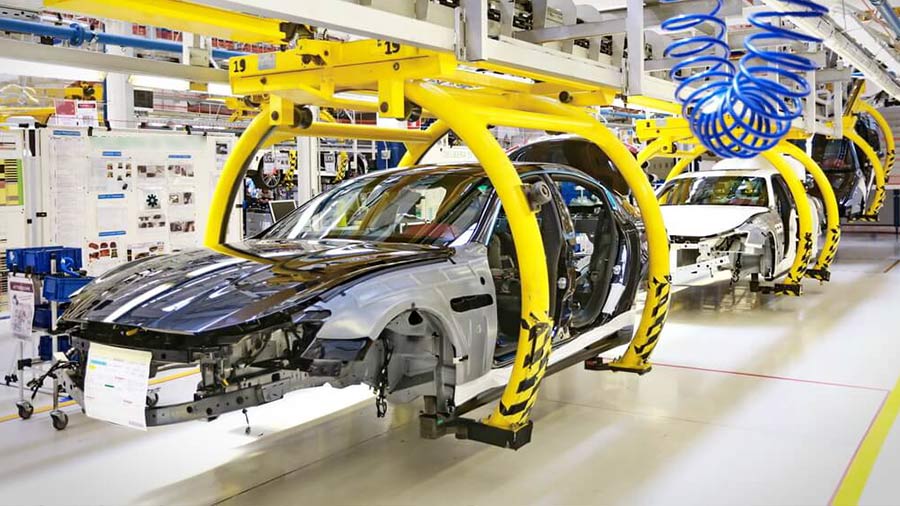 economic factors affecting automobile industry in india