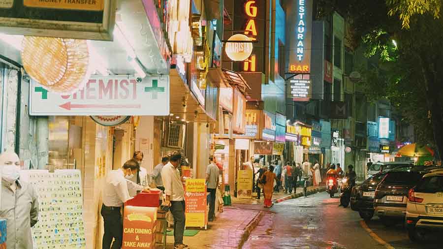 Delhi Shops and Establishments Act: Conditions for Extended Business Hours