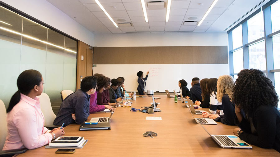 Board Meetings Under India's Companies Act, 2013: Compliance, Procedures & Best Practices